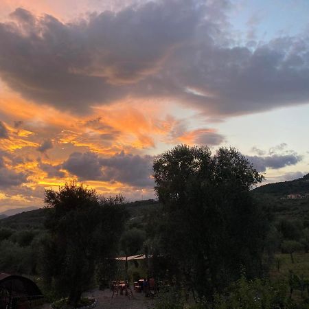 L'Oasi Bed & Breakfast Auletta Bagian luar foto