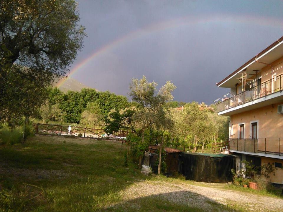 L'Oasi Bed & Breakfast Auletta Bagian luar foto